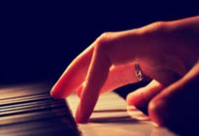 火箭灭开拓者马刺希望大进西区决赛容易冲冠难.